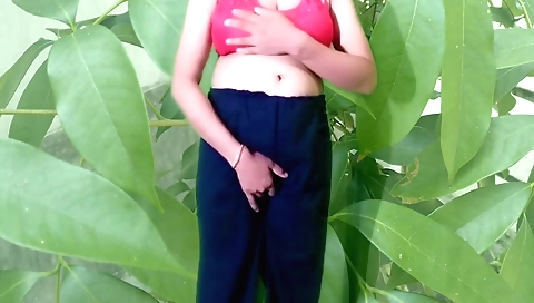 Indian girl with a boyfriend in doggy style fucked
