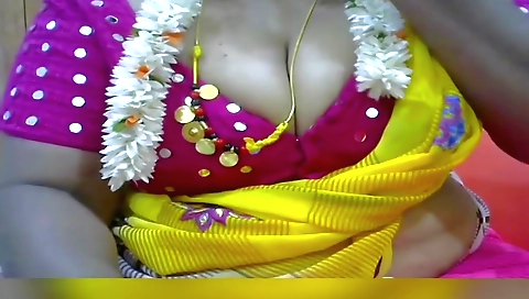 Busty Indian amateur is showing her body on webcam