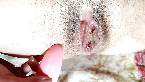 Indian girl with natural boobs masturbates on her bed