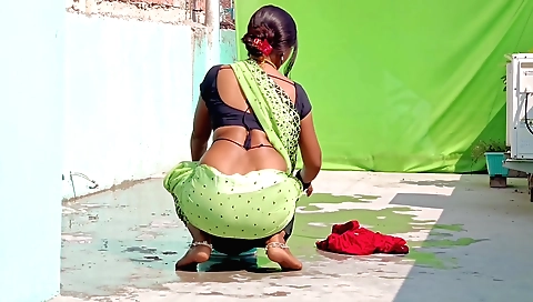 Hindi sex for a girl with a big belly and a nice body