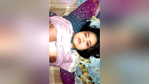 Indian amateur fuck neighbor's aunt after she has to take it