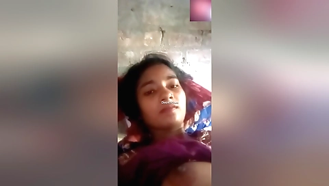 Indian amateur video with a nice braaked body and body vid