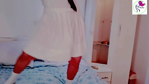 Indian girl has big ass with sexy body in amateur porn video