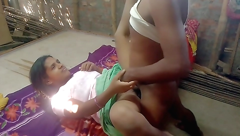 Indian brunette girl enjoys a passionate sex video