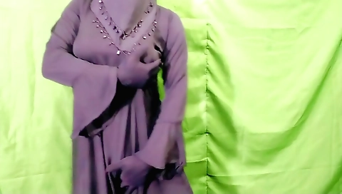 Indian solo female video with a perfect body and a perfect figure