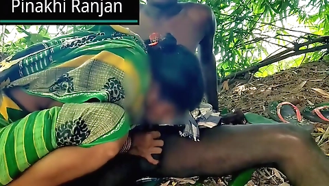 Amateur indian hairy pussy is getting creampied outdoors