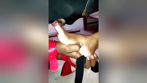 Hot foot fetish video with a sexy woman in a foot fetish scene