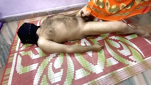 Hot brunette amateur tries to suck a dick in her mouth