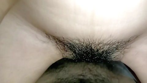 Indian teen with hairy pussy gets fucked in her pussy