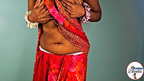 Indian solo female in hot pose dancing nude on the floor