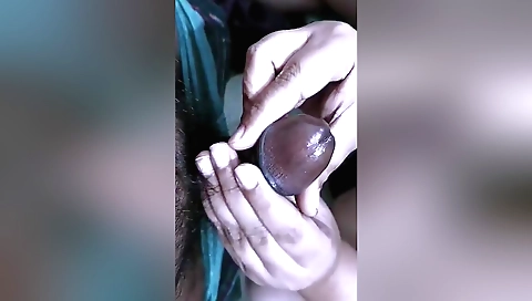 Busty girlfriend is getting handjob done in morning