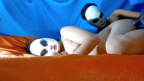 Hot amateur brunette and blonde porn show of the girls bodies