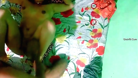 Indian brunette chick 18+ fucking a guy in front of webcam