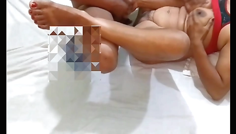 Indian hottie in sexy lingerie gets licked and fucked