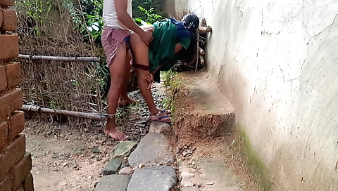 Big ass teen with a nice ass riding a big dick outdoors