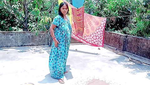 Indian bhabhi gets fucked by mechanic and then a guy