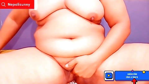 Chubby brunette with a big ass and natural boobies