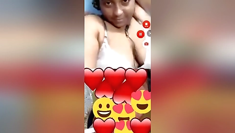 Amateur girl in her sexy white lingerie fucks herself here