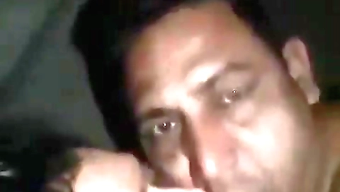 Mature brunette chick fucks in her ass on the webcam