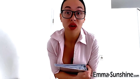 Busty milf with a big booty fucks her pussy with a dildo