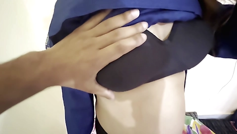 Indian girl fucked in the kitchen in the kitchen vid