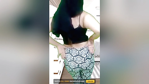 Steffi blonde from lebanon is getting cum in her mouth