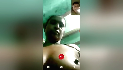 Beautiful indian milf shows her sexy body on webcam
