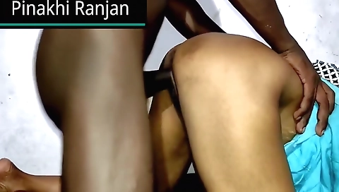 Stepsister's hairiness and hairy pussy in the webcam vid