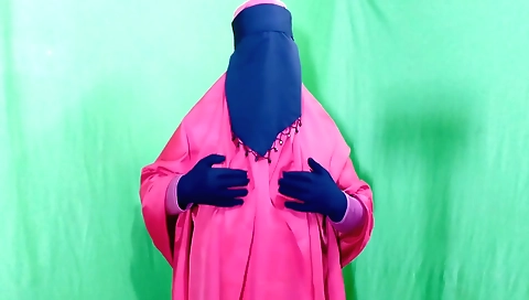 Solo female amateur sextape with her own private sex tape