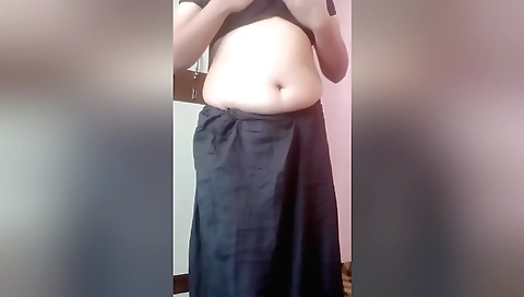 Sexy indian chick giving a blowjob in front of webcam