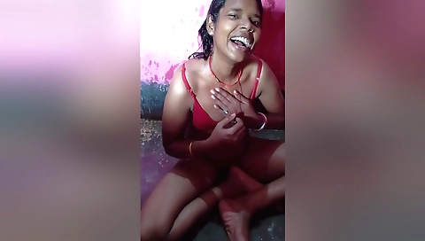 Indian showergirl getting naked and playing with pussy