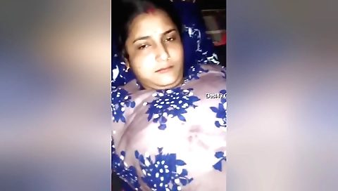 Hot brunette hairy blonde enjoying solo with lover 091