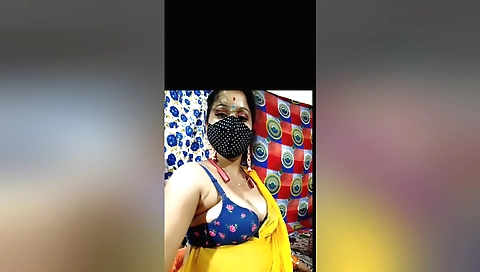 Amateur brunette amateur sex video showing sexy body