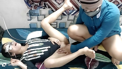 Indian girl and her man are having hardcore sex in night