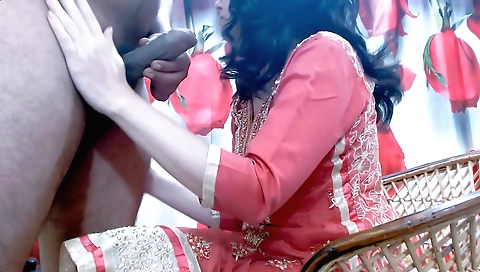 Amateur brunette 24th birthday show with a perfect butt