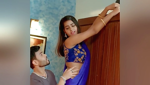 Sexy brunette in her 20s with a sexy body 3d video