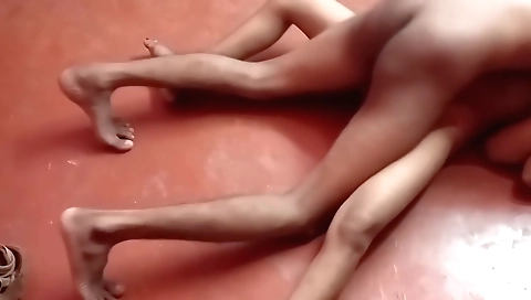 Indian amateur video with a guy fucking a sexy wife