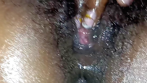 Amateur girl showing her shaved twat and dildo porn