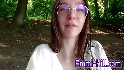 Sexy amateur indian chick in a long blouse and t-shirt