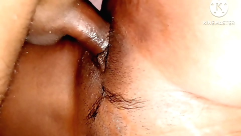 Indian teen hawers big penis and gets her lips rubbed