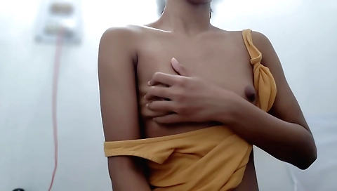 Sexy amateur solo video with the petite brunette babe