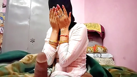 Brunette gets a blowjob and fingered in amateur video